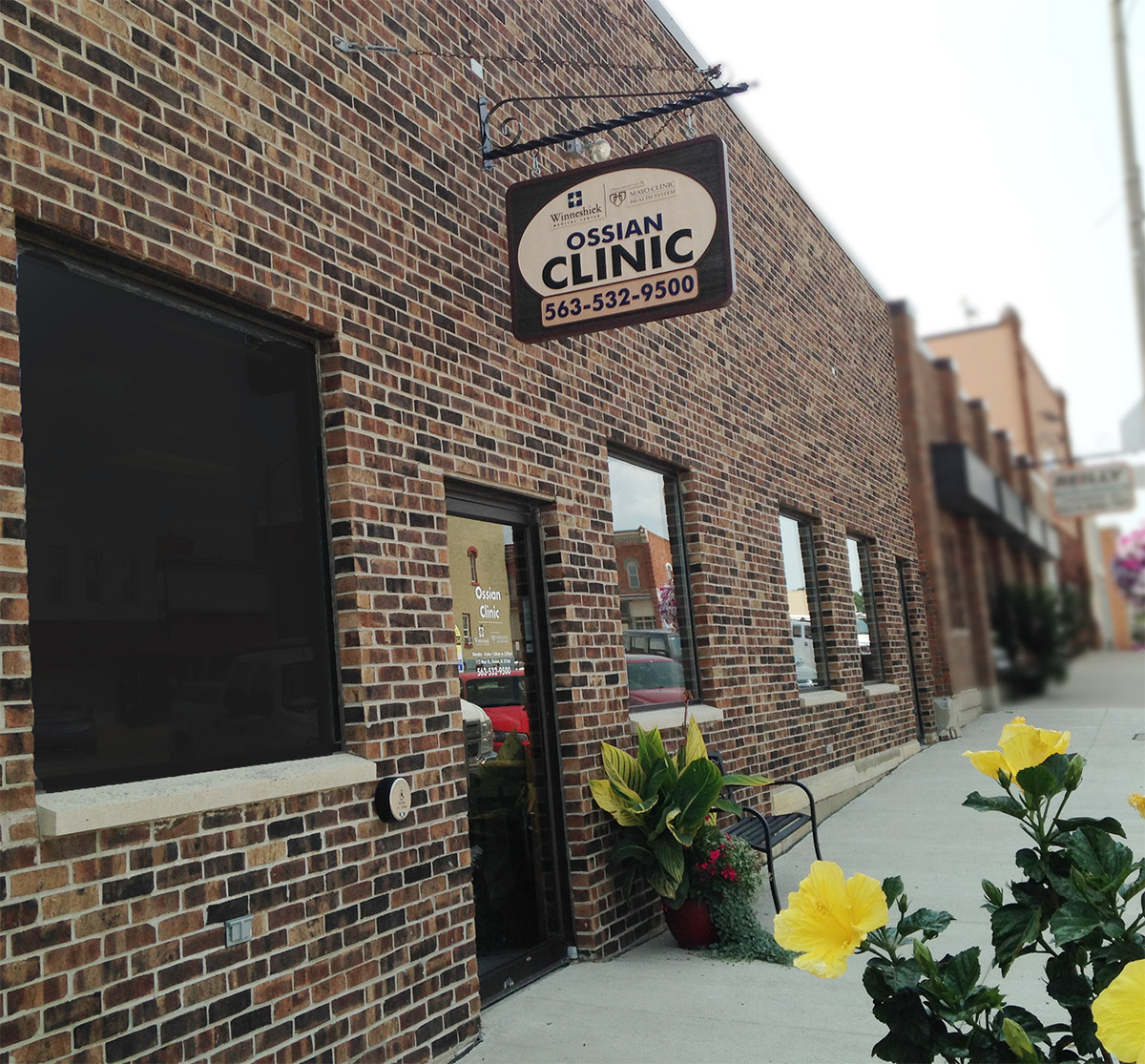 Ossian Clinic entrance